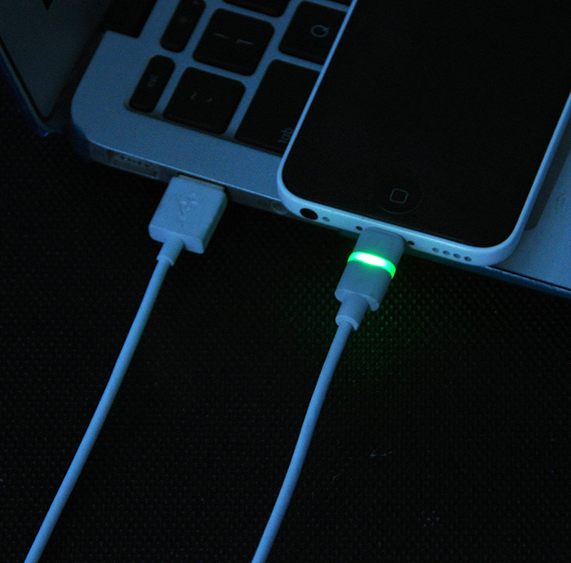  MFI 8 Pin Lightning to USB Round Cable with LED colorful Light WPL039