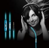 The features of glowing earphone with mic